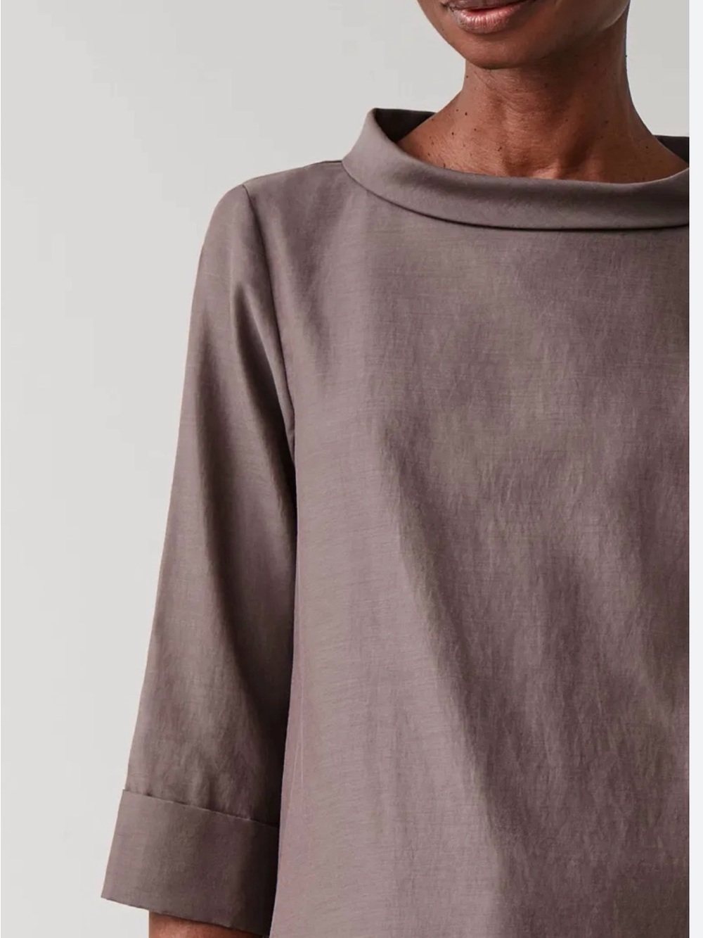 Women’s COS open collar top . Size 6 - Picture 3 of 6